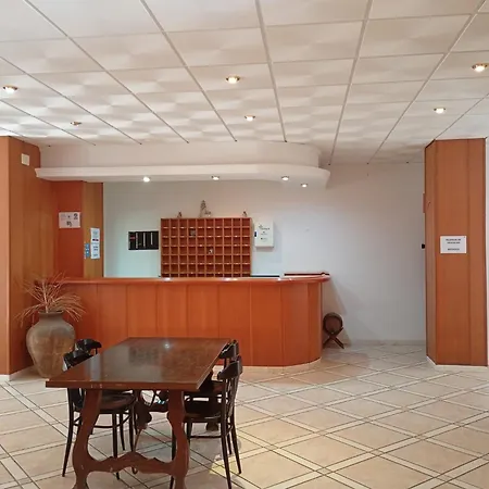 Edificio Mirasierra *