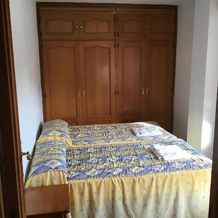 Edificio Mirasierra * 奥罗佩萨德尔马